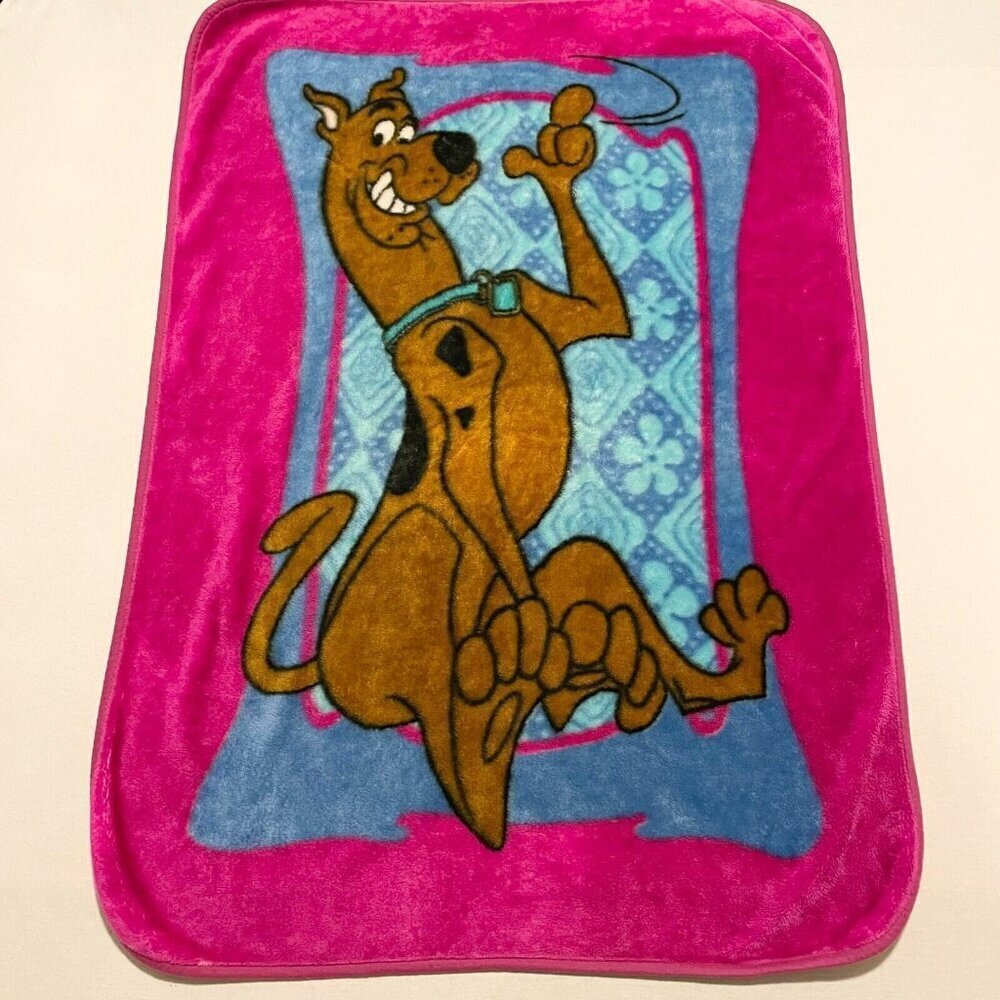 Vintage Scooby Doo Fleece Blanket 58 x 41 Inch Throw Blanket Y2K
